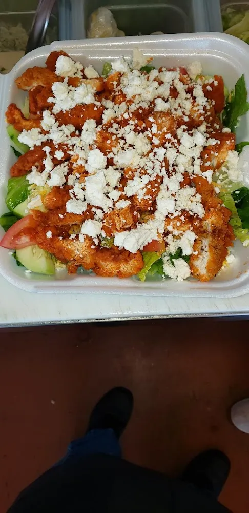 Buffalo Chicken Tenders Greek Salad